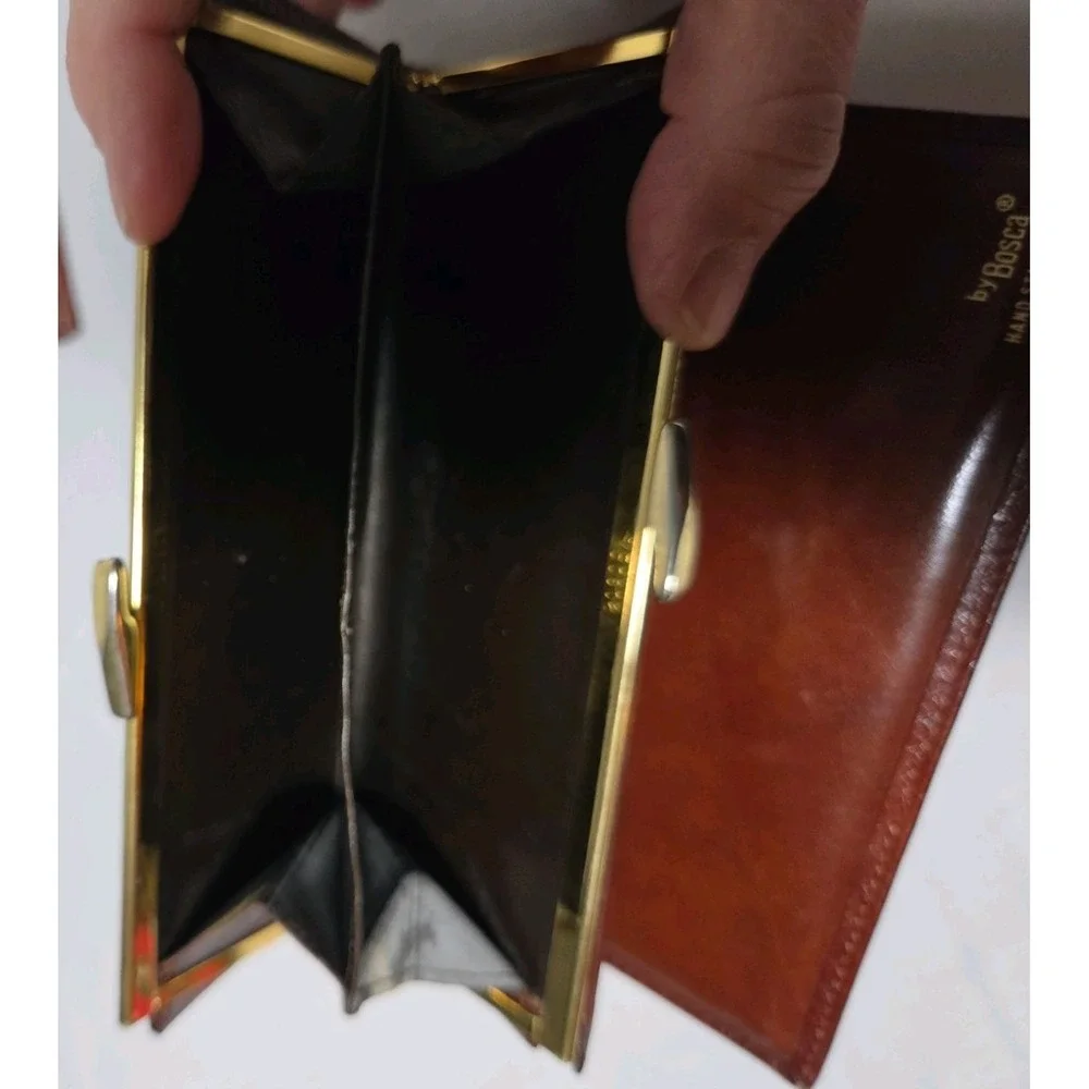 Vintage Bosca Women's Brown Leather Wallet Folding w Card ID Window  & Zip Coin